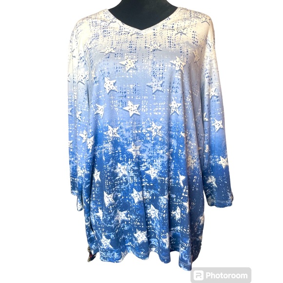 Allison Daley Tops - Allison Daley Ombré Blue & White Stars Shirt